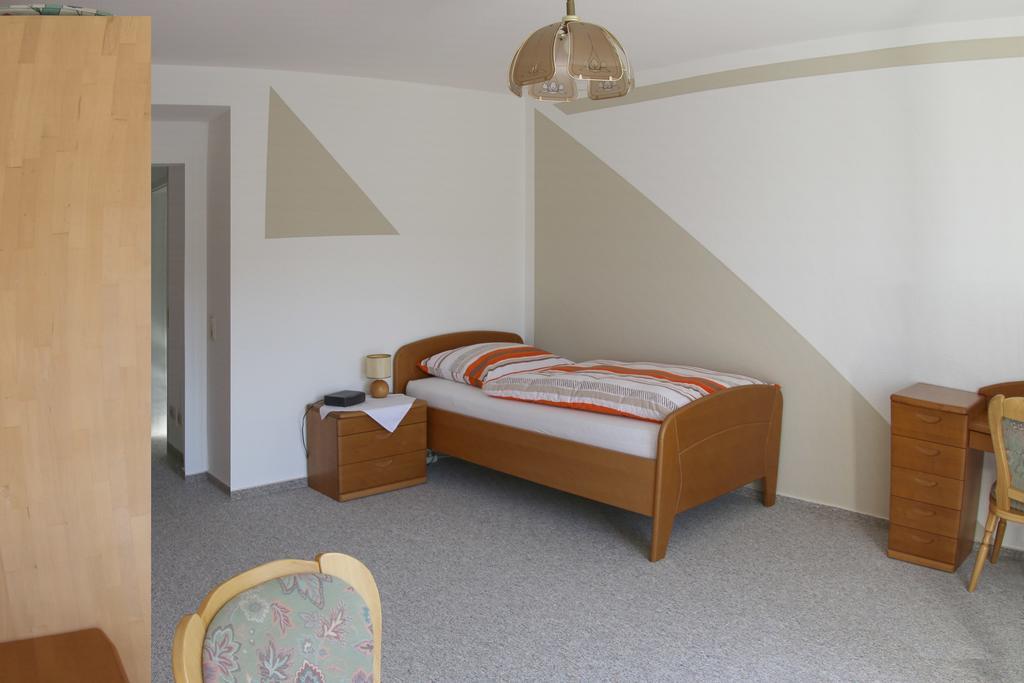 Pension Garni Haus Bismarckhoehe Bad Ems Buitenkant foto